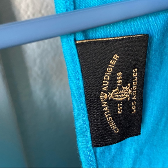 Top - Picture 3 of 7